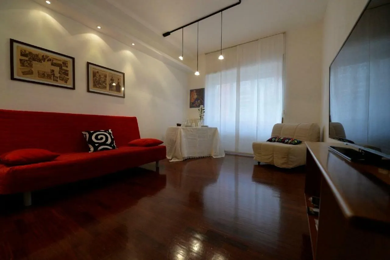 Abbracciaroma Casa Vacanze contacts