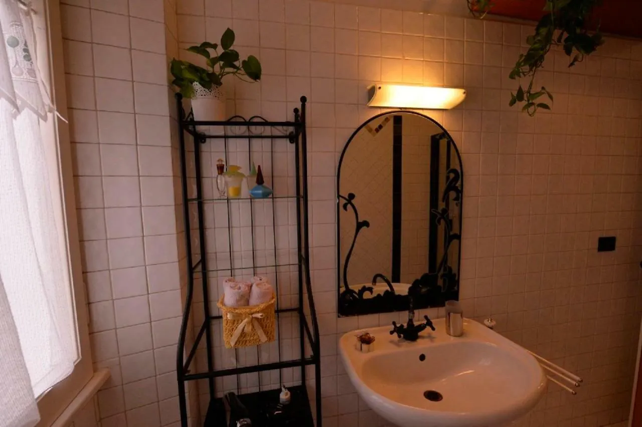 Apartment Abbracciaroma Casa Vacanze Italy